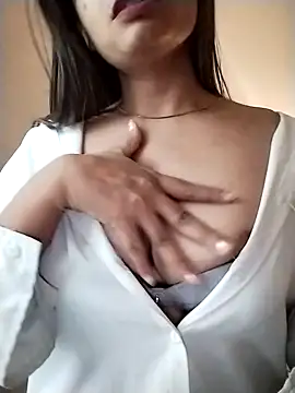 Snapshot of Sexy_vernilla chatting on November 20, 2025, 10:42 pm Sexy vernilla online show from November 20, 2025, 10:42 pm