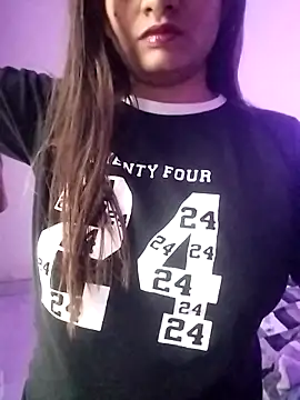 Snapshot of Sexy_vernilla chatting on November 1, 2025, 8:57 pm Sexy vernilla online show from November 1, 2025, 8:57 pm