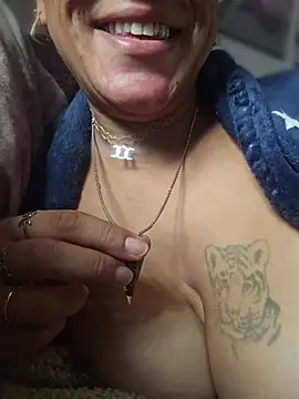 Snapshot of GoddessChantelle chatting on July 21, 2026, 7:42 am GoddessChantelle online show from July 21, 2026, 7:42 am