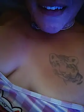 Snapshot of GoddessChantelle chatting on July 27, 2026, 5:25 am GoddessChantelle online show from July 27, 2026, 5:25 am