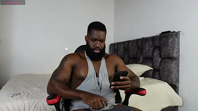 Snapshot of james_musclebbc chatting on June 10, 2026, 9:49 pm james musclebbc online show from June 10, 2026, 9:49 pm