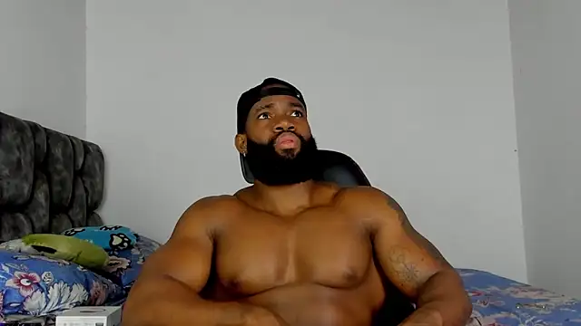 Snapshot of james_musclebbc chatting on November 28, 2025, 3:17 am james musclebbc online show from November 28, 2025, 3:17 am