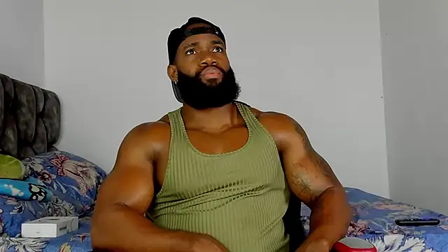 Snapshot of james_musclebbc chatting on November 25, 2025, 1:39 am james musclebbc online show from November 25, 2025, 1:39 am