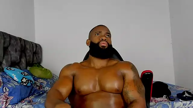 Snapshot of james_musclebbc chatting on November 21, 2025, 11:37 pm james musclebbc online show from November 21, 2025, 11:37 pm