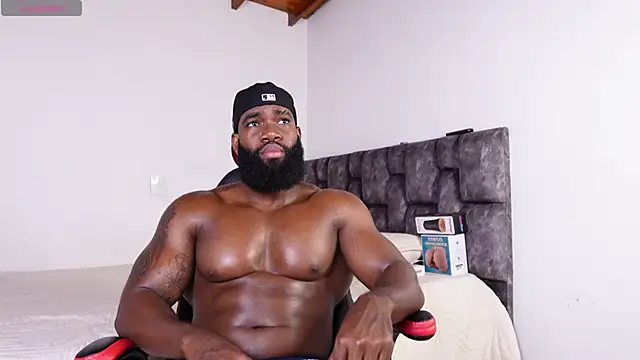 Snapshot of james_musclebbc chatting on July 26, 2026, 5:42 pm james musclebbc online show from July 26, 2026, 5:42 pm