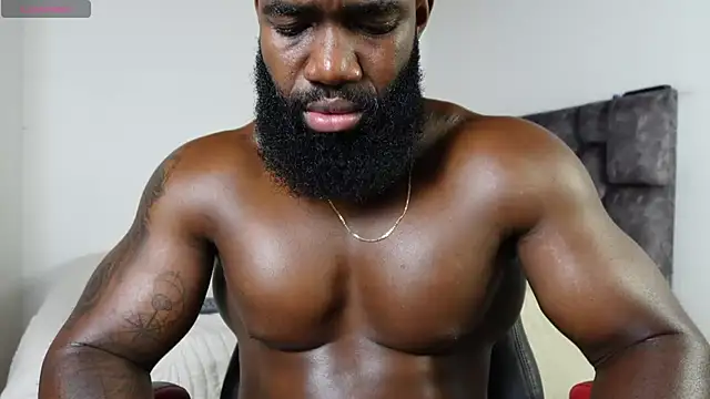 Snapshot of james_musclebbc chatting on June 30, 2026, 11:38 pm james musclebbc online show from June 30, 2026, 11:38 pm