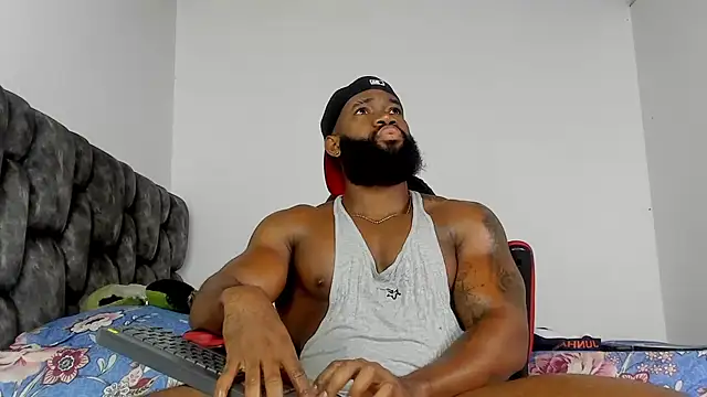 Snapshot of james_musclebbc chatting on October 25, 2025, 11:53 am james musclebbc online show from October 25, 2025, 11:53 am