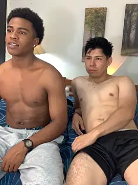 Snapshot of DEMOND_333 chatting on November 2, 2025, 3:28 pm DEMOND 333 online show from November 2, 2025, 3:28 pm