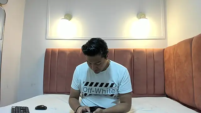 HEATMASTER VC online show from September 25, 2025, 2:23 pm