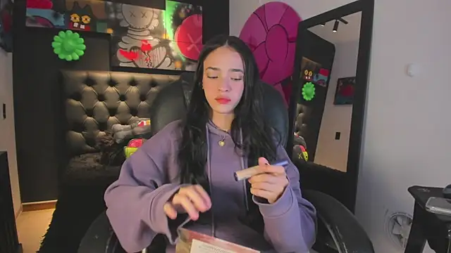 miIa bratz online show from February 20, 2026, 8:33 pm