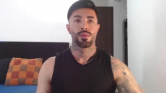 andrea de lucaa online show from July 22, 2026, 4:47 am
