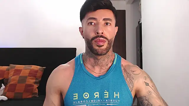 andrea de lucaa online show from August 6, 2026, 12:38 am