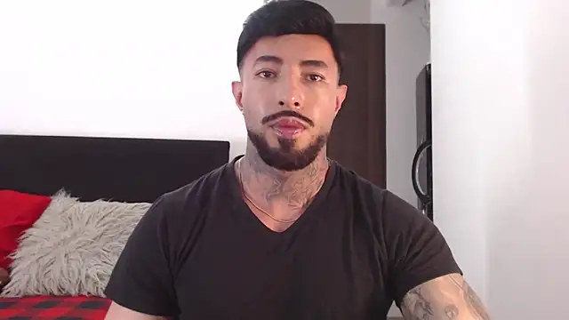 andrea de lucaa online show from June 29, 2026, 2:18 am