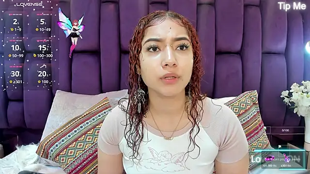 Snapshot of megannherrera chatting on October 31, 2025, 11:40 am megannherrera online show from October 31, 2025, 11:40 am