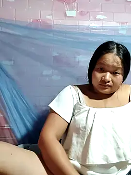 Snapshot of girl-babi chatting on July 31, 2026, 1:32 pm girl-babi online show from July 31, 2026, 1:32 pm