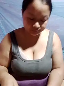 Snapshot of girl-babi chatting on July 8, 2026, 2:24 am girl-babi online show from July 8, 2026, 2:24 am