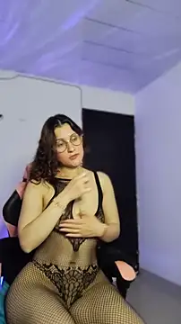 lindasyt online show from May 5, 2026, 4:10 pm