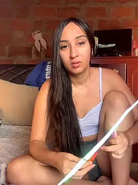 Snapshot of RAKEL37 chatting on November 17, 2025, 11:58 am RAKEL37 online show from November 17, 2025, 11:58 am