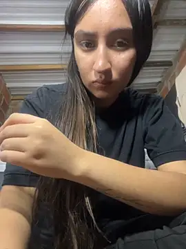 Snapshot of RAKEL37 chatting on October 31, 2025, 1:02 am RAKEL37 online show from October 31, 2025, 1:02 am