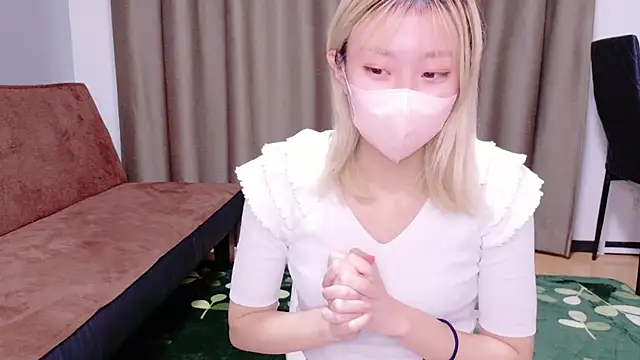 Nana  ch online show from January 6, 2026, 5:44 am