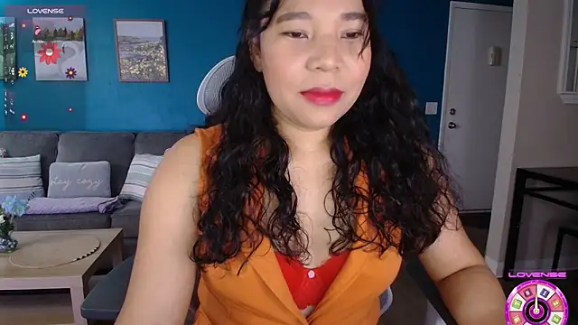 Snapshot of SHEILYN_ chatting on June 11, 2026, 5:48 am SHEILYN online show from June 11, 2026, 5:48 am