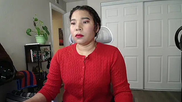 SHEILYN  online show from October 29, 2025, 7:07 am