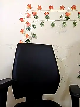 Snapshot of sexy_lips99 chatting on October 13, 2025, 4:36 am sexy lips99 online show from October 13, 2025, 4:36 am