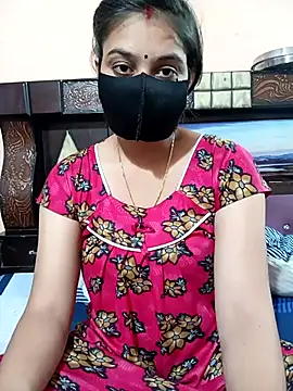 Snapshot of Priyanka_Pal chatting on November 10, 2025, 2:44 pm Priyanka Pal online show from November 10, 2025, 2:44 pm