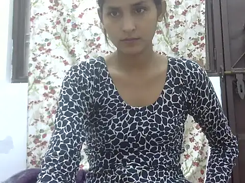 Snapshot of Nura7 chatting on October 16, 2025, 2:47 pm Nura7 online show from October 16, 2025, 2:47 pm