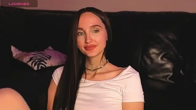 Snapshot of xSweetMissx chatting on November 24, 2025, 11:05 pm xSweetMissx online show from November 24, 2025, 11:05 pm