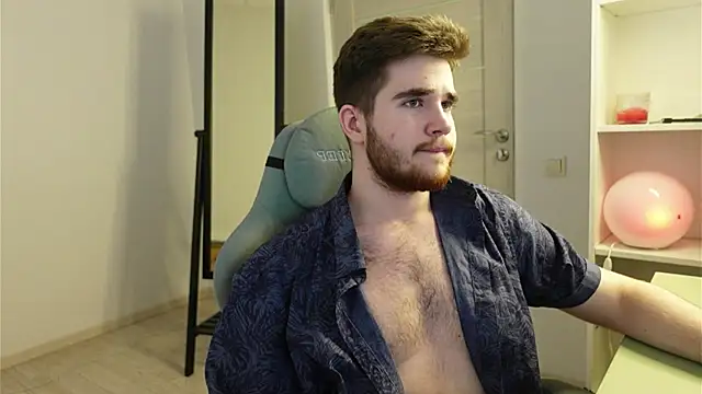 Snapshot of Mark_Maxim chatting on October 16, 2025, 2:14 pm Mark Maxim online show from October 16, 2025, 2:14 pm