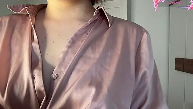 VerniceEngelking online show from July 12, 2026, 6:14 am