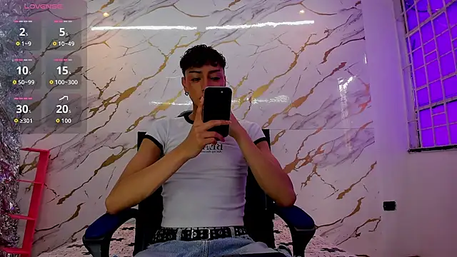 owen sexy25 online show from September 23, 2025, 7:54 pm