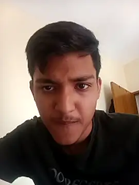 Snapshot of WrinkledTriops chatting on April 1, 2026, 5:42 am WrinkledTriops online show from April 1, 2026, 5:42 am