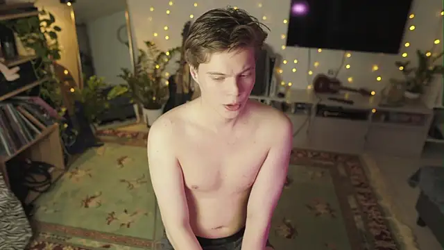 RusBradPitt online show from March 3, 2026, 4:14 pm