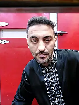 mahdiDido online show from October 28, 2025, 8:08 pm