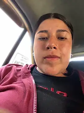 Snapshot of Tokio_Sakura chatting on December 19, 2025, 8:11 pm Tokio Sakura online show from December 19, 2025, 8:11 pm