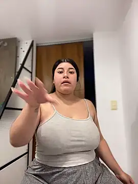 Snapshot of Tokio_Sakura chatting on November 28, 2025, 1:50 am Tokio Sakura online show from November 28, 2025, 1:50 am