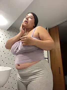 Snapshot of Tokio_Sakura chatting on December 2, 2025, 3:19 am Tokio Sakura online show from December 2, 2025, 3:19 am