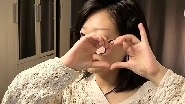 Snapshot of _molly_molly_molly_ chatting on November 7, 2025, 12:31 pm molly molly molly online show from November 7, 2025, 12:31 pm