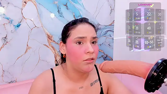 Snapshot of TIFFANY_GLOW__ chatting on October 25, 2025, 8:09 pm TIFFANY GLOW online show from October 25, 2025, 8:09 pm