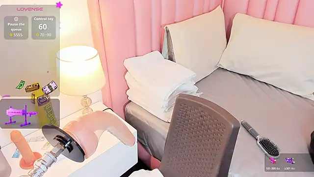 TIFFANY GLOW   online show from January 18, 2026, 8:56 pm