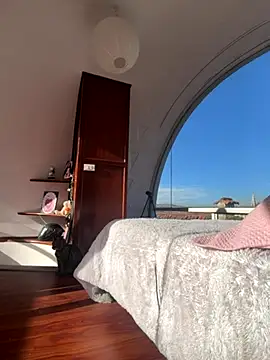 sabrina rosee online show from November 27, 2025, 12:16 pm