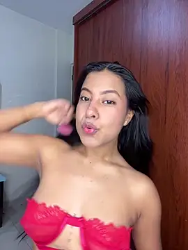 Snapshot of Kendra_C chatting on March 19, 2026, 12:43 am Kendra C online show from March 19, 2026, 12:43 am