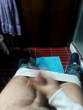 Snapshot of LucifertheGenius chatting on December 4, 2025, 9:47 pm LucifertheGenius online show from December 4, 2025, 9:47 pm