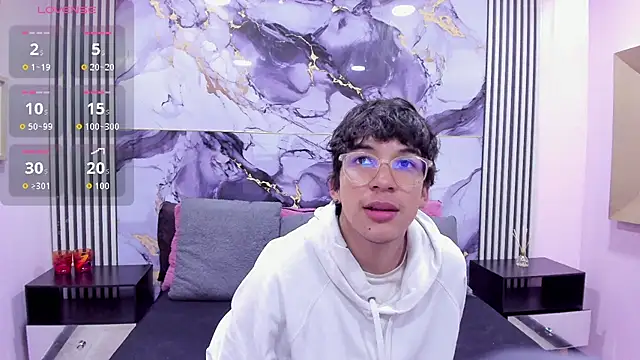 Snapshot of Desire_Ecstasy chatting on November 7, 2025, 1:26 pm Desire Ecstasy online show from November 7, 2025, 1:26 pm