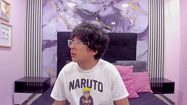 Snapshot of Desire_Ecstasy chatting on November 26, 2025, 12:49 pm Desire Ecstasy online show from November 26, 2025, 12:49 pm