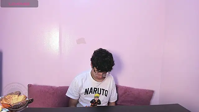 Snapshot of Desire_Ecstasy chatting on November 2, 2025, 1:49 pm Desire Ecstasy online show from November 2, 2025, 1:49 pm