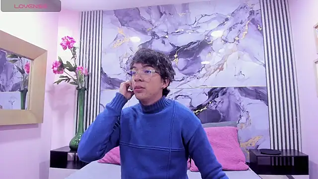 Snapshot of Desire_Ecstasy chatting on October 21, 2025, 1:10 pm Desire Ecstasy online show from October 21, 2025, 1:10 pm