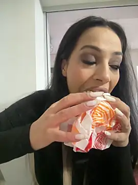 Bella Vixen  online show from October 29, 2025, 8:08 pm